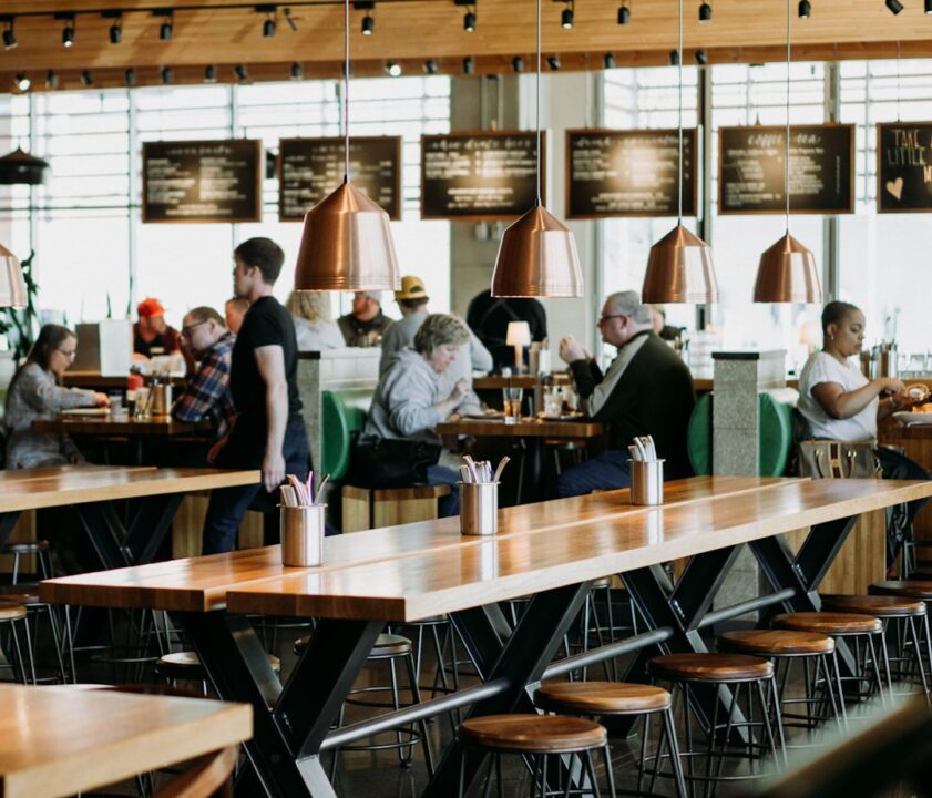 découvrez notre restaurant où des saveurs uniques s'entremêlent dans une ambiance chaleureuse. profitez d'une cuisine raffinée et d'un service impeccable pour une expérience culinaire inoubliable.